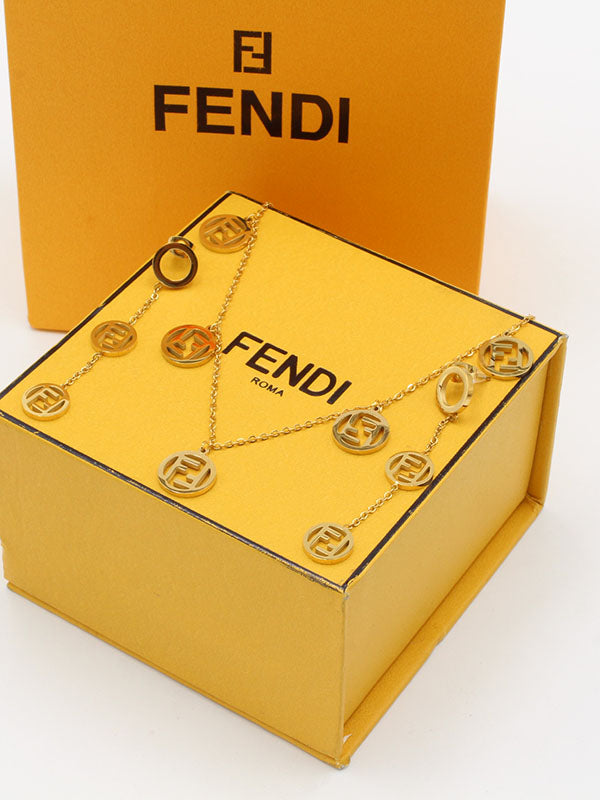 طقم فندي تشوكر اطقم fendi