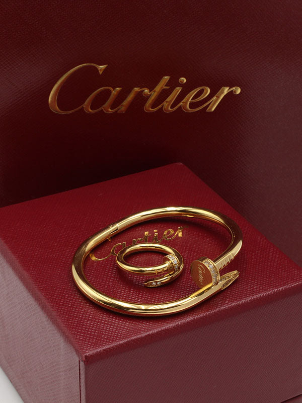 اساور كارتير المسمار زركون لوقو صغير اسواره CARTIER