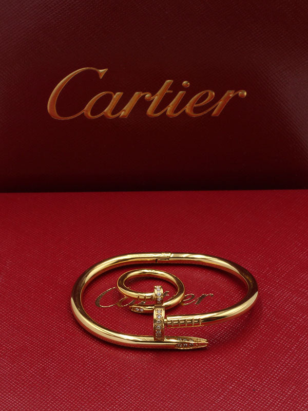 اساور كارتير المسمار زركون لوقو صغير اسواره CARTIER