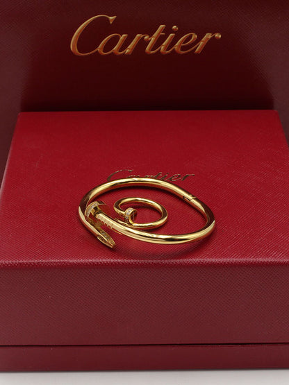 اساور كارتير المسمار زركون لوقو صغير اسواره CARTIER ذهبي 5