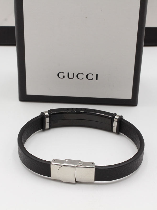 اساور قوتشي رجالي جلد لوقو اسواره gucci