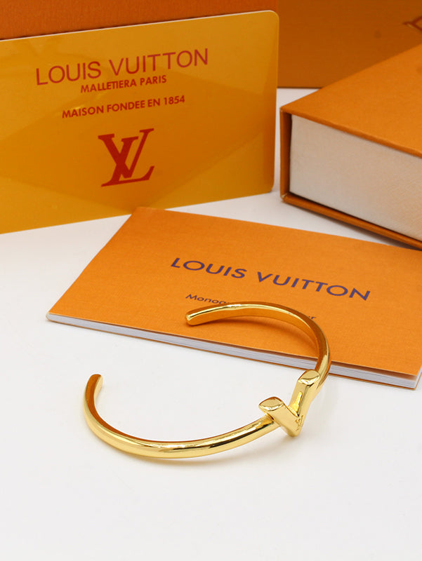 اساور لويس فيتون قولد نيو بانقل لوقو اسواره louis vuitton