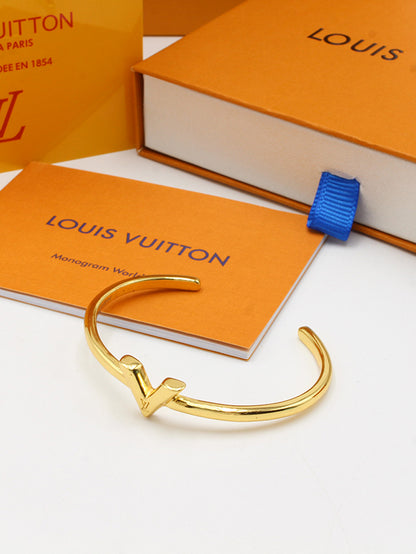 اساور لويس فيتون قولد نيو بانقل لوقو اسواره louis vuitton