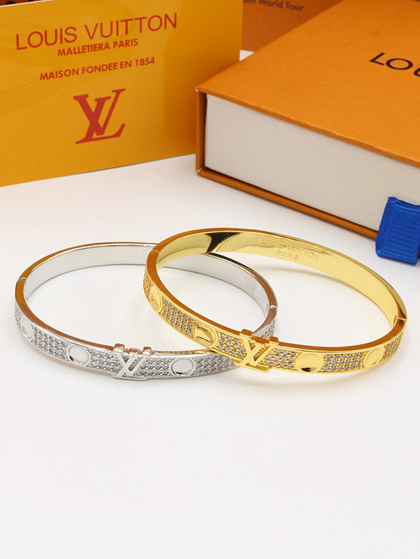 اساور لويس فيتون بانقل زركون لوقو اسواره louis vuitton