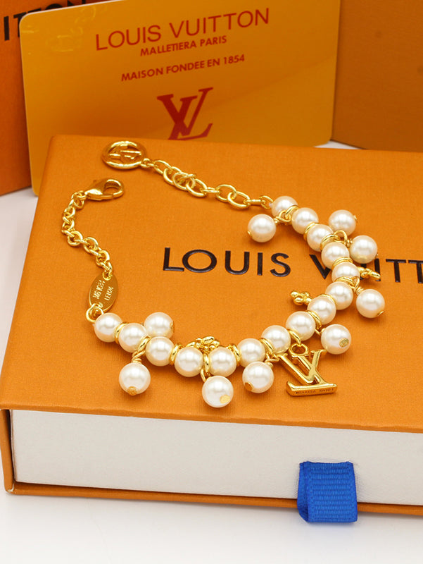 اساور لويس فيتون ذهبي لولو اسواره louis vuitton