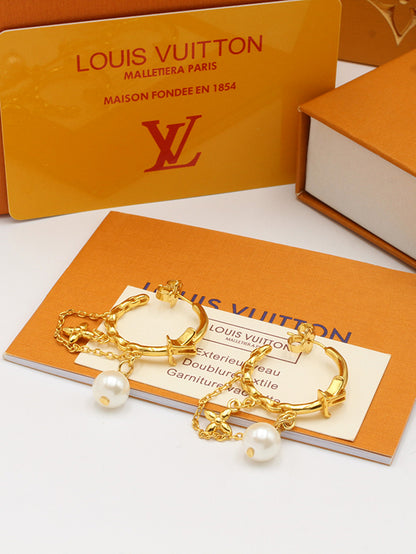 حلق لويس فيتون بيرل مدور وذ شاين حلق louis vuitton