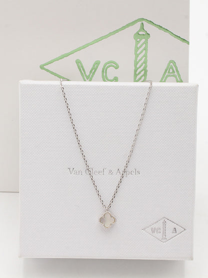 سلسال فان كليف ميني ماستر سلسال van cleef ابيض فضي