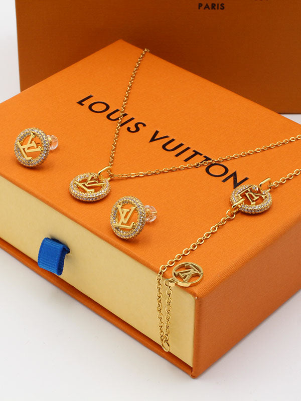 طقم لويس فيتون 3 قطع زركون اطقم louis vuitton