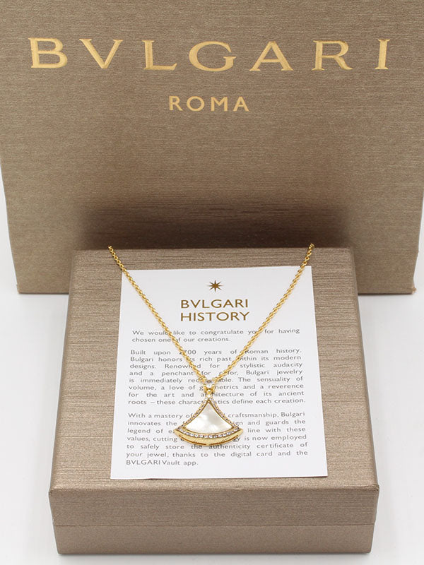 سلسال بولغاري حجر طبيعي وسط سلسال bvlgari