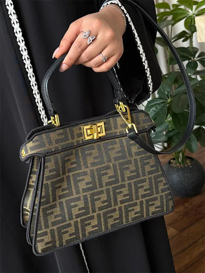 شنطة فندي ماستر 408 شنط وحقائب fendi bags بني
