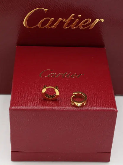 حلق كارتير زركون لوقو صغير