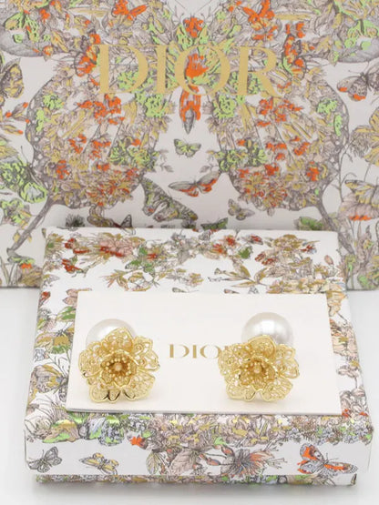 حلق ديور فلاور اند بيرل ماستر حلق dior