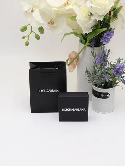 ملحقات دولتشي اند قبانا للاطقم هدايا Dolce&amp;Gabbana