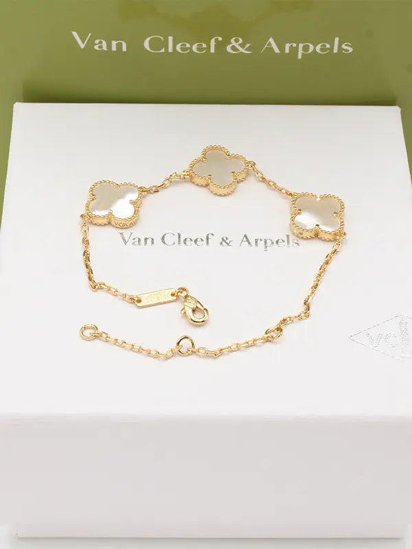 اسواره فان كليف ورود 729 اسواره van cleef