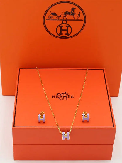 طقم هيرمز ملون ناعم ماستر لوقو اطقم HERMES موف ذهبي