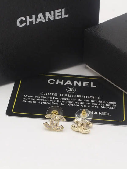 حلق شانيل صغير زركون 663 حلق chanel