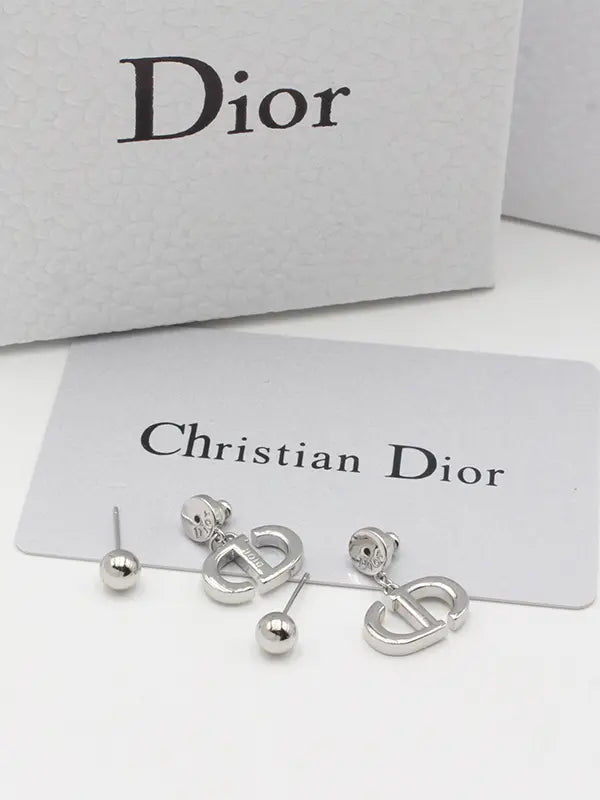 حلق ديور لوقو ميتال حلق dior