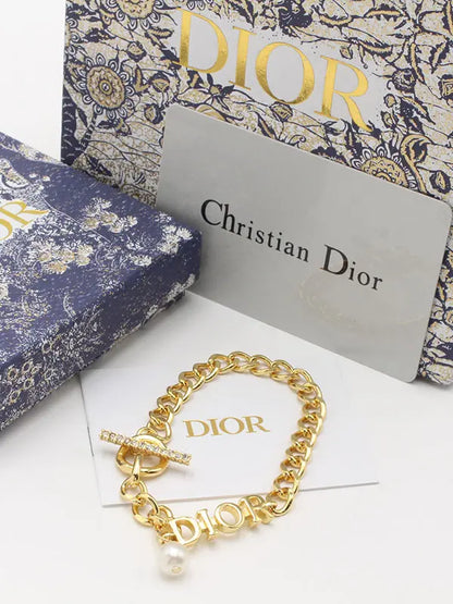 اساور ديور نيو شيب لوقو اسواره dior