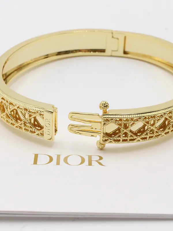 اساور ديور ماستر الهبة اسواره dior