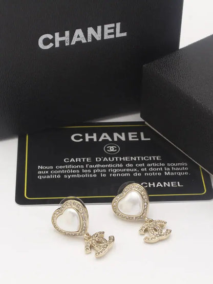 حلق شانيل هارت انتيك الجديد 718 حلق chanel