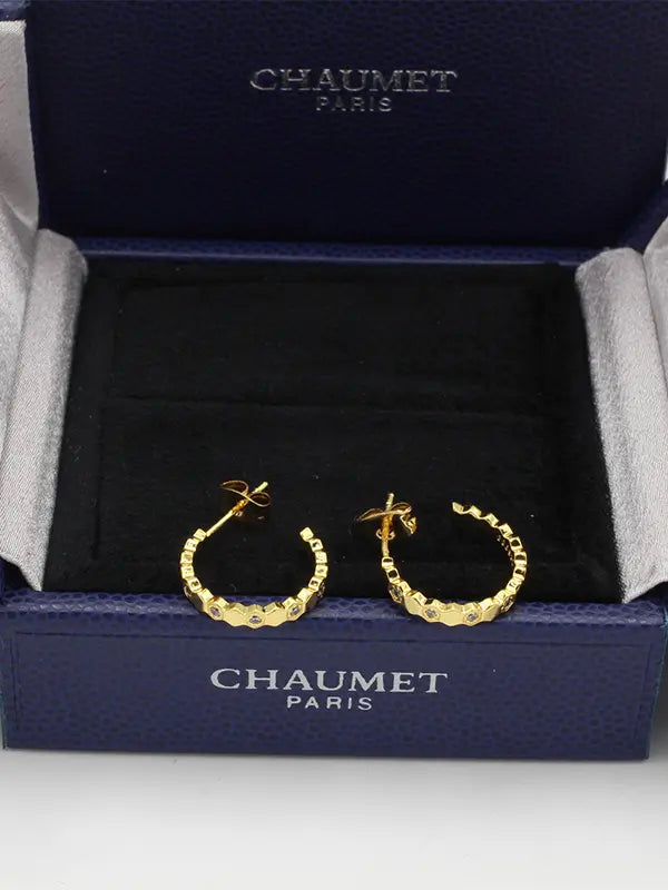 حلق شومية مدور صغير زركون ماستر حلق chaumet