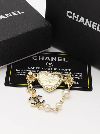 بروش شانيل الجديد 249 بروش chanel
