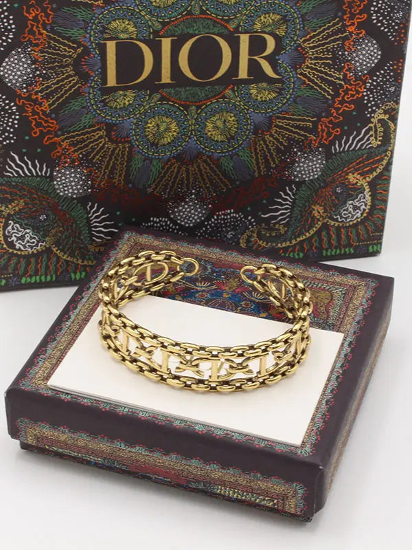 اساور ديور انتيك الجديد 905 اسواره dior