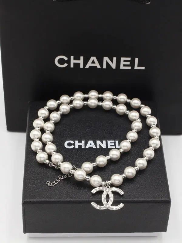 سلسال شانيل عقد لولو فضي سلسال chanel