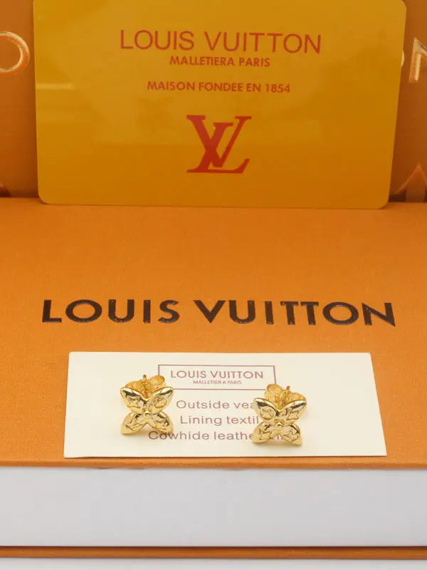 حلق لويس فيتون سمول لوقو 702 حلق louis vuitton