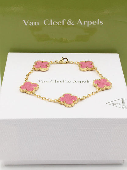 اساور فان كليف الماستر الجديده