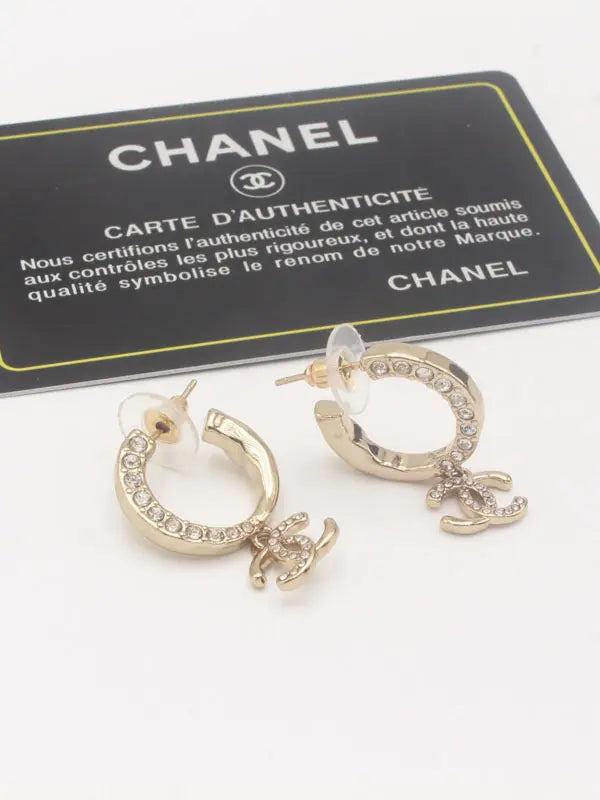 حلق شانيل انتيك 660 حلق chanel ذهبي