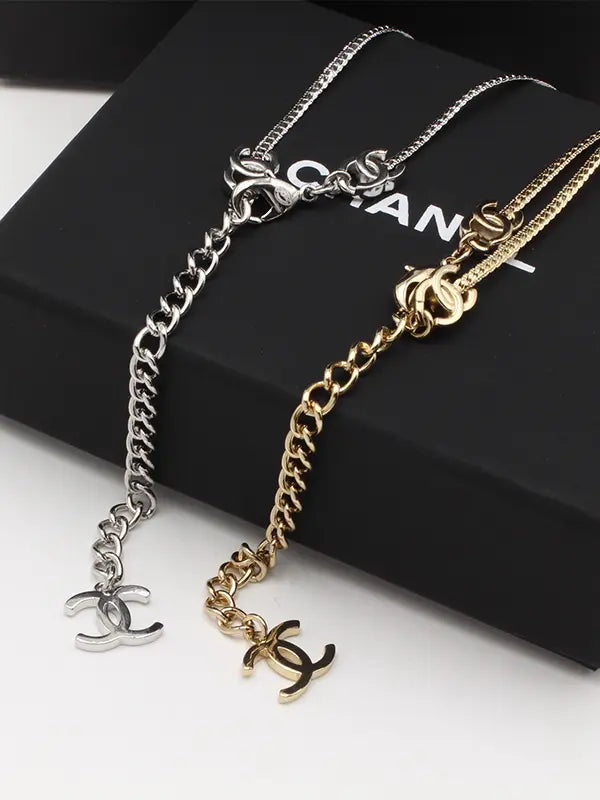 عقد شانيل تشوكر لوقو سلسال chanel