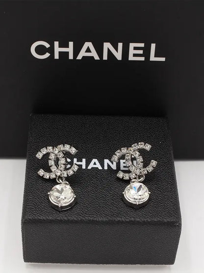 حلق شانيل 574 حلق chanel فضي