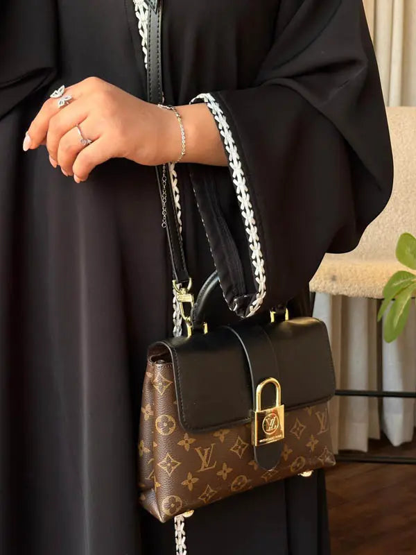 شنطة لويس فيتون اسود ماستر 400 شنط وحقائب louis vuitton bags