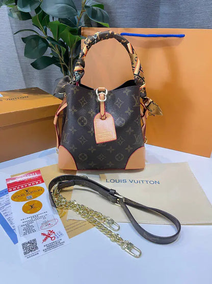 شنطة لويس فيتون الجديد ماستر 83 شنط وحقائب louis vuitton bags بني