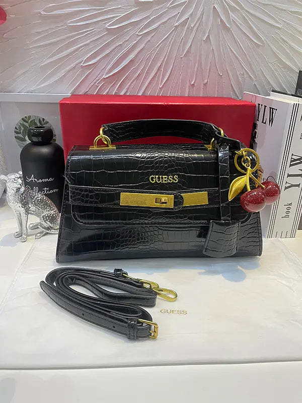 شنطة Guess شنط وحقائب Guess bags