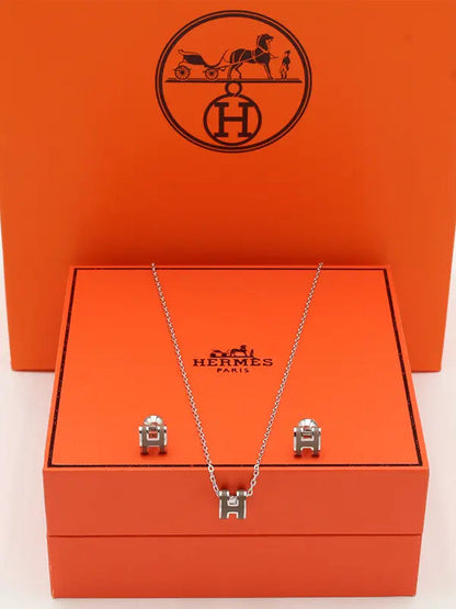 طقم هيرمز ملون ناعم ماستر لوقو اطقم HERMES