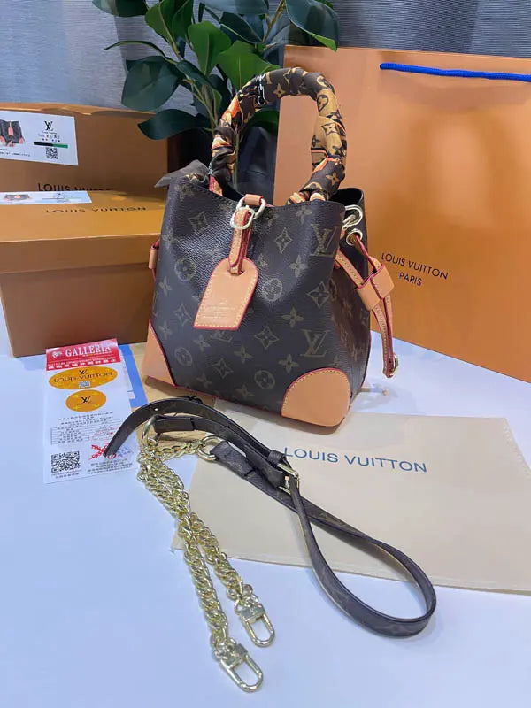شنطة لويس فيتون الجديد ماستر 83 شنط وحقائب louis vuitton bags