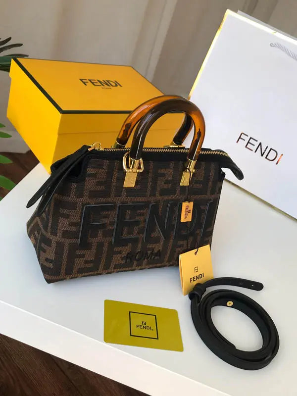 شنطة فندي ماستر 98 شنط وحقائب fendi bags