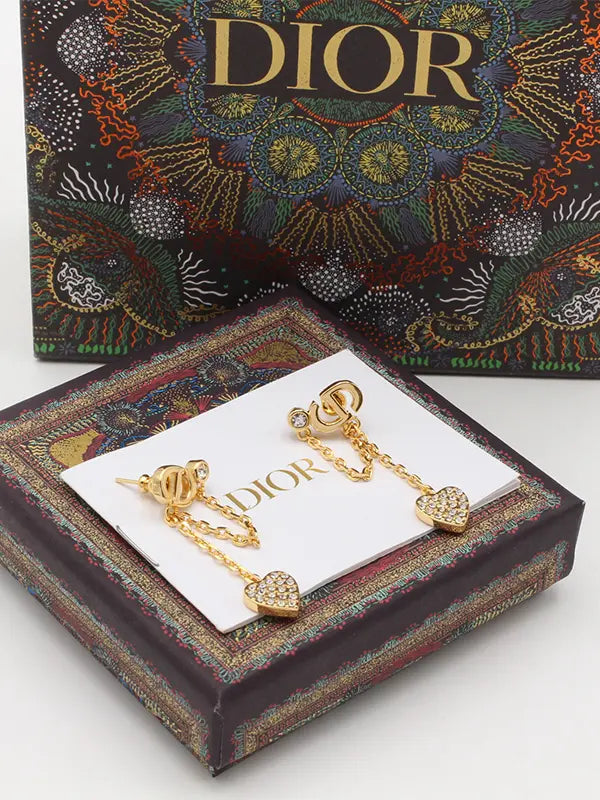 حلق ديور لوقو طويل كريستال حلق dior