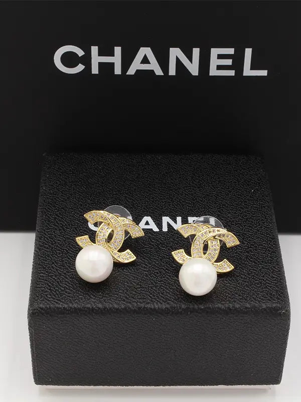 حلق شانيل لولو وسط ماستر 774 حلق chanel
