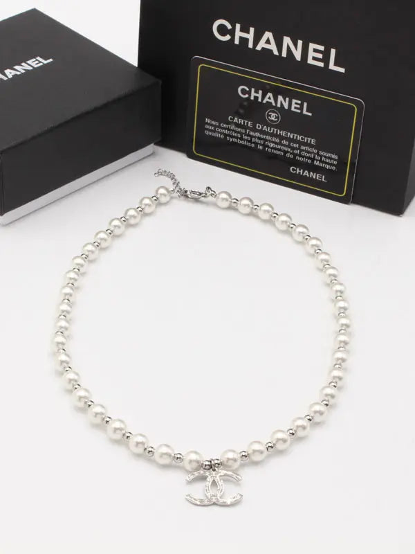 سلسال شانيل عقد لولو فضي سلسال chanel