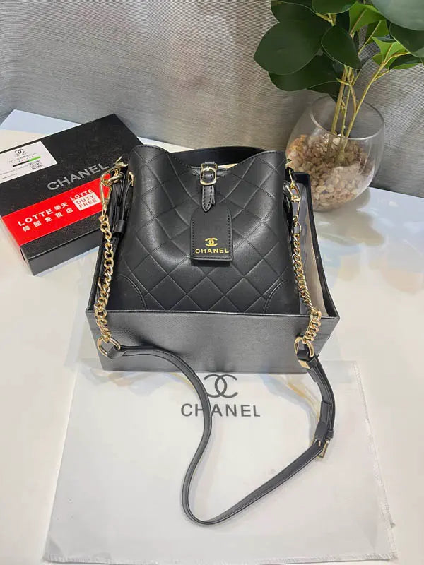 شنطة شانيل اسود جلد ماستر 396 شنط وحقائب tory burch