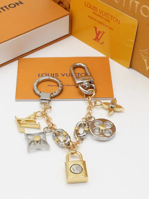 ميدالية لويس فيتون 234 ميدالية louis vuitton