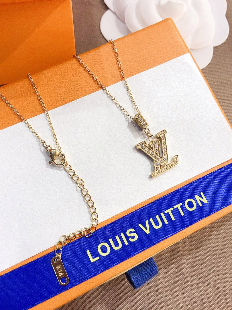 سلسال لويس فيتون بيق لوقو زركون سلسال louis vuitton