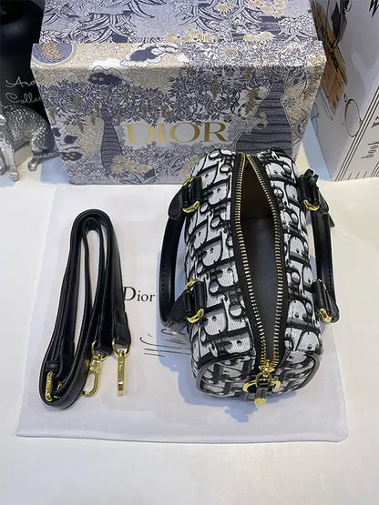 شنطة ديور صغيره الوان متعدده شنط وحقائب dior bags