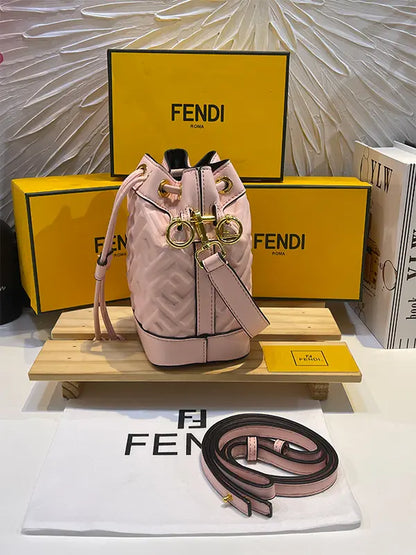 شنطة فندي ماستر صغيرة شنط وحقائب fendi bags