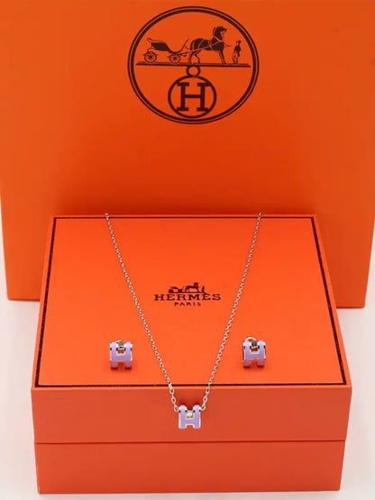 طقم هيرمز ملون ناعم ماستر لوقو اطقم HERMES موف فضي