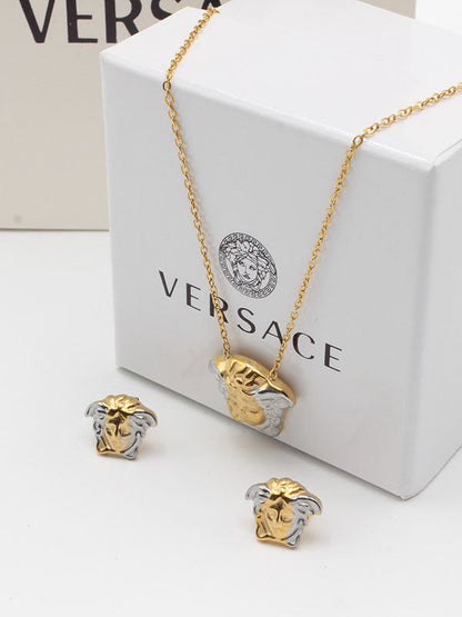 طقم فيرساتشي فيس اطقم versace