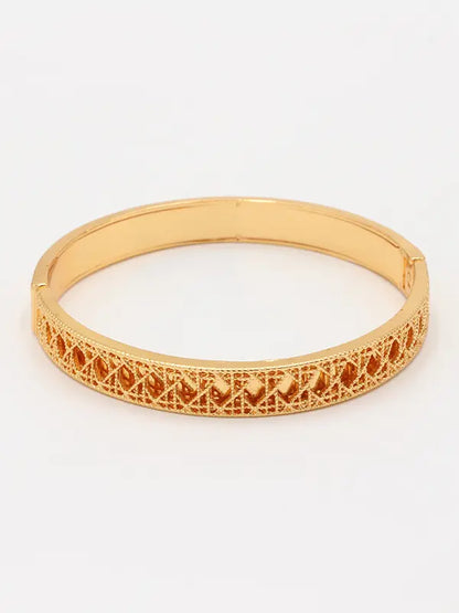 غوايش ديور اسواره dior ذهبي 17